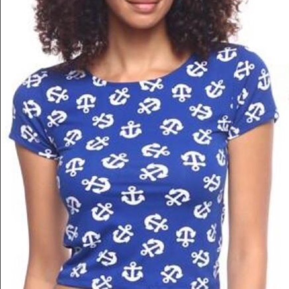 2- piece Crop Top Skirt Set - Picture 3 of 4